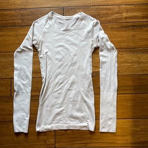 Lululemon Swiftly Tech Long Sleeve - White Size 2